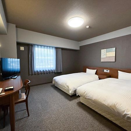 Hotel Route-Inn Omagari Ekimae Daiszen Kültér fotó
